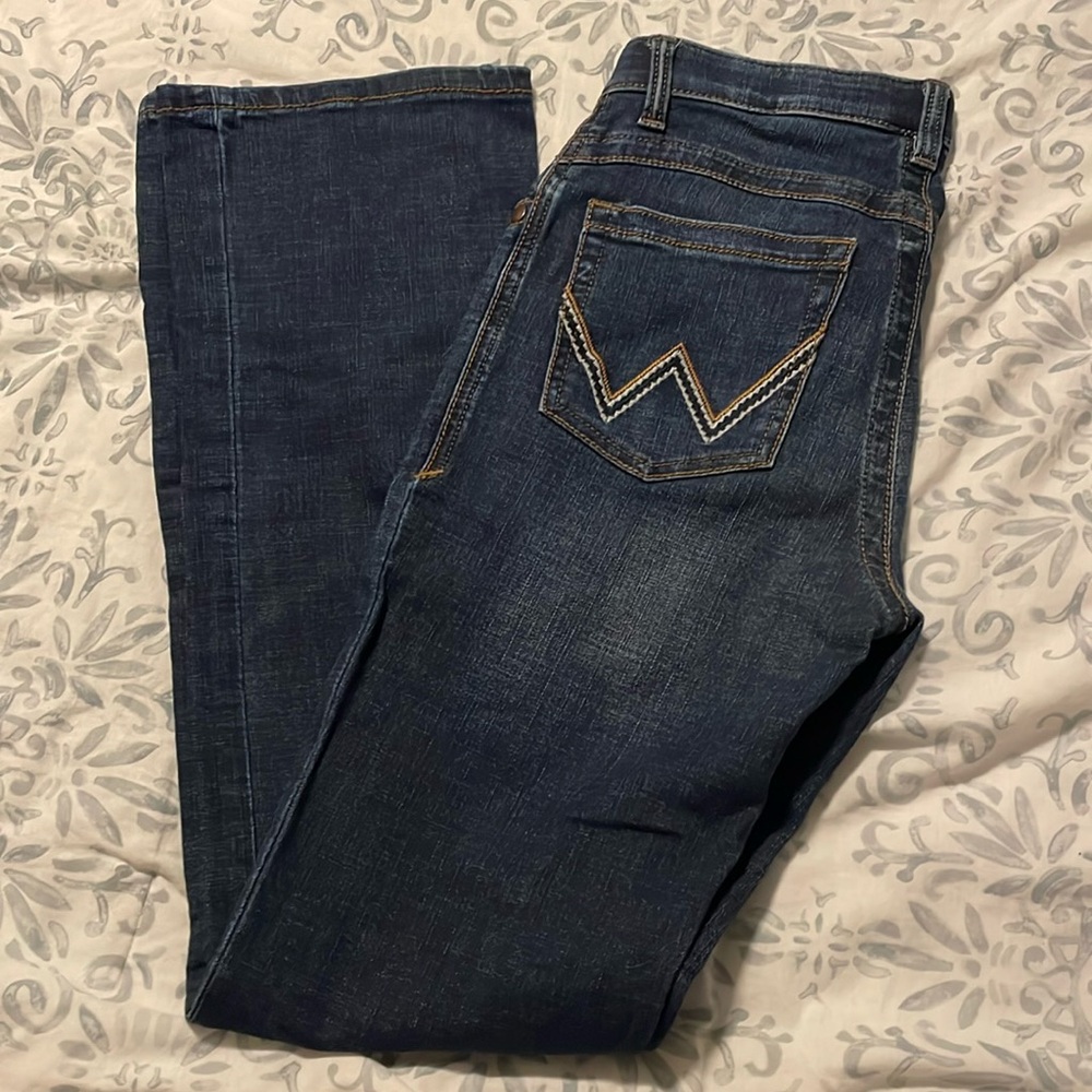 Ladies Wrangler , Willow, Boot Cut, size 5, length 34.  Excellent condition